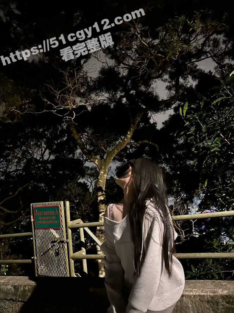 在韩女留学生 钟卓君相关图片