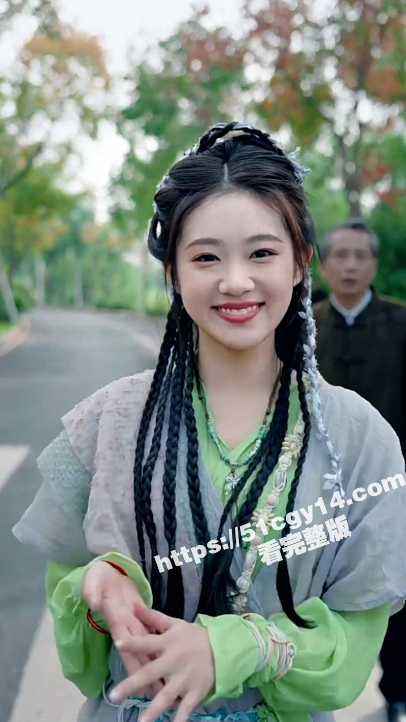 每日短剧《白茶不予》相关图片