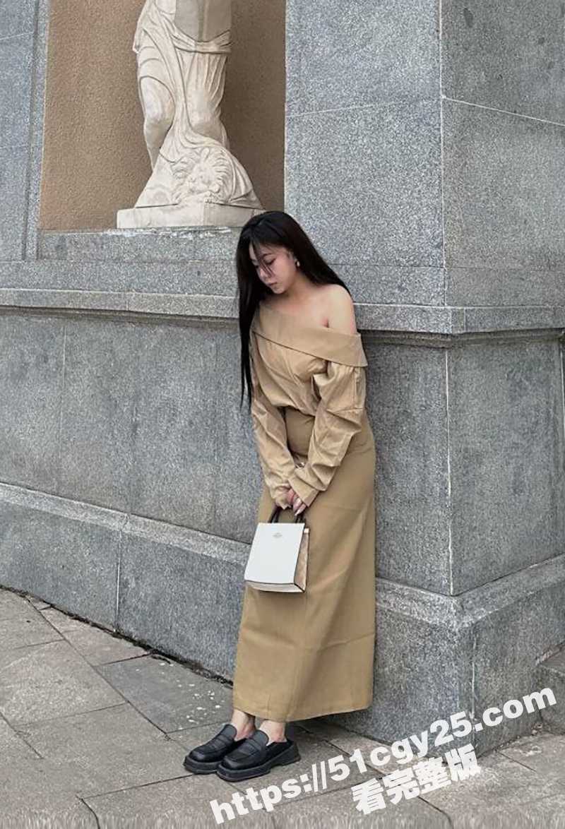 台湾巨乳纯妹 黄郁珊相关图片