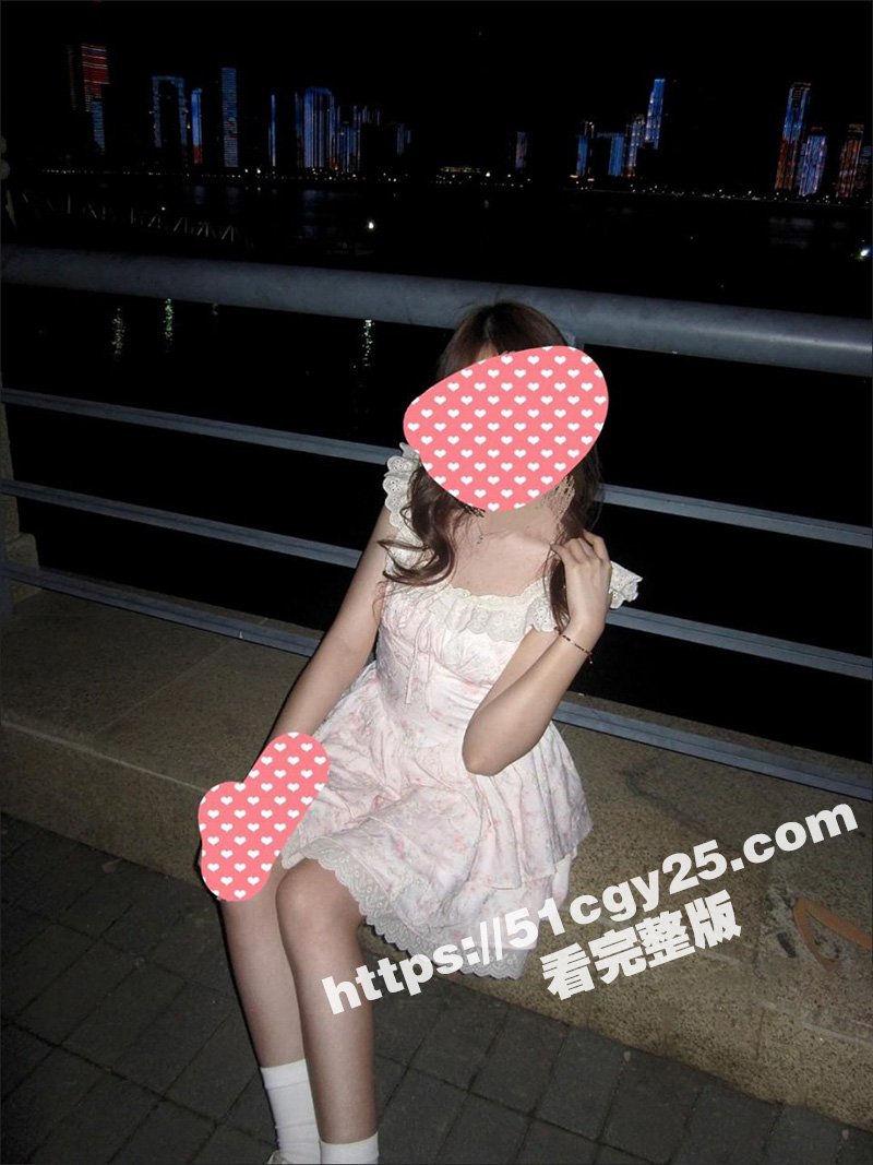 海角乱伦大神 19岁女儿小亚 女儿流产后第一次亲密 她说她把我和她的事告诉她男友了！