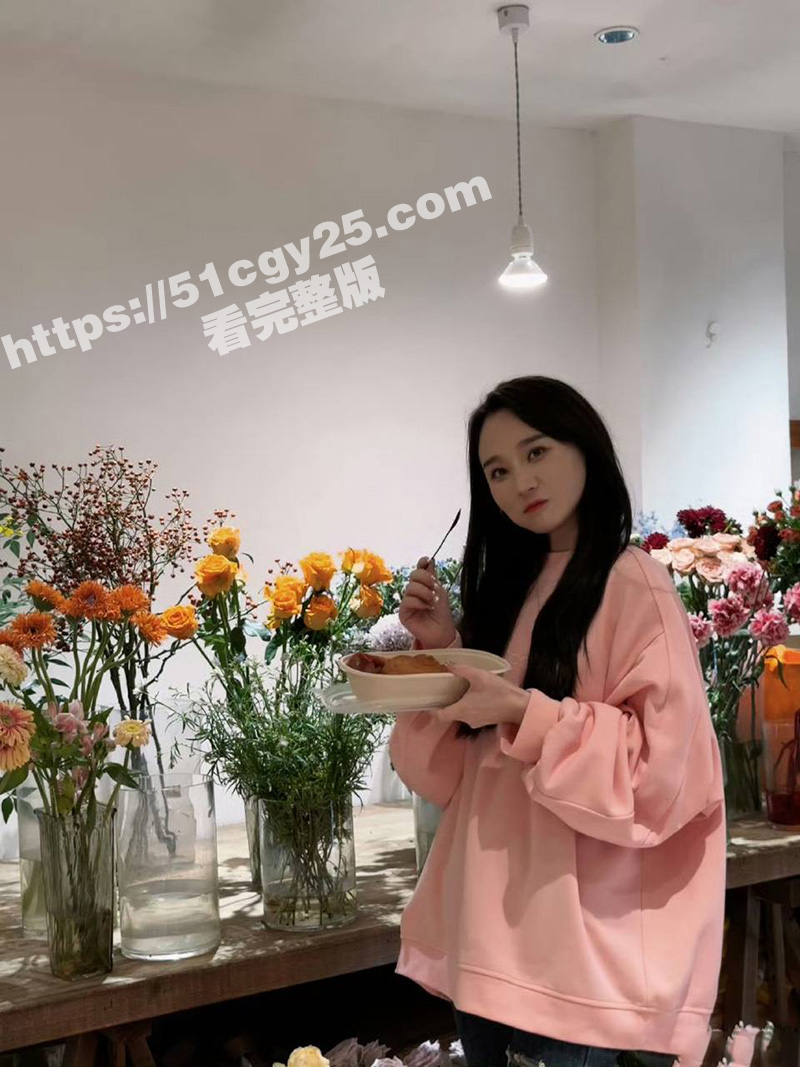 快手千万粉丝女网红 相关图片