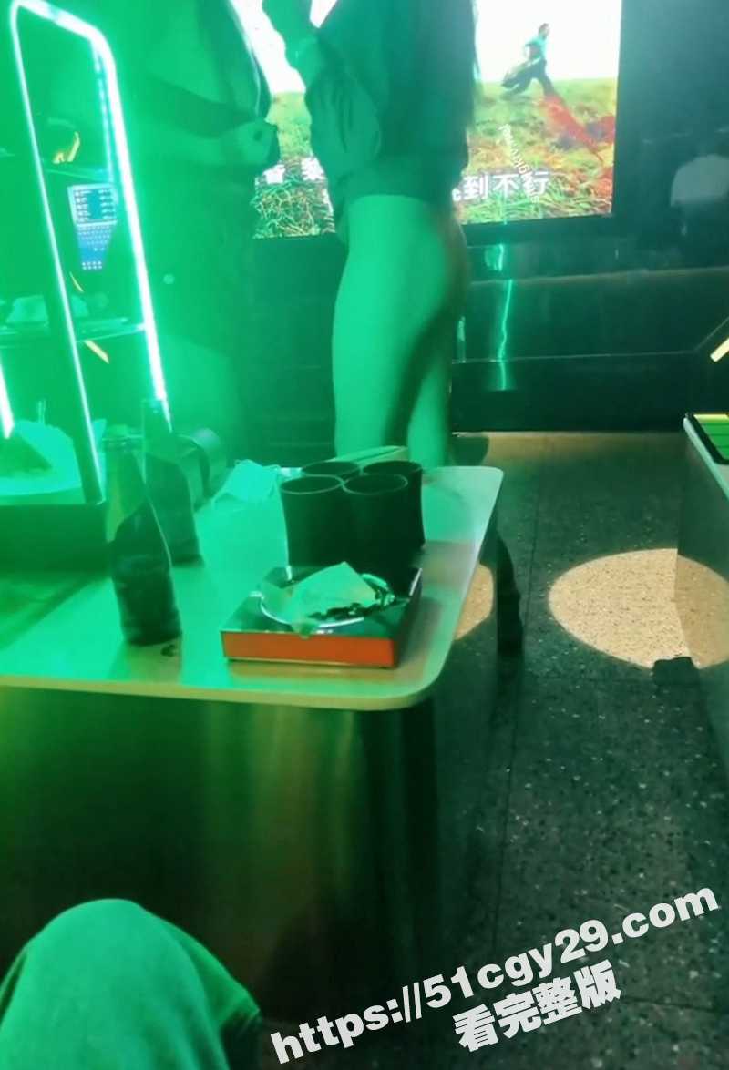极品人妻 小鲸鱼 K相关图片