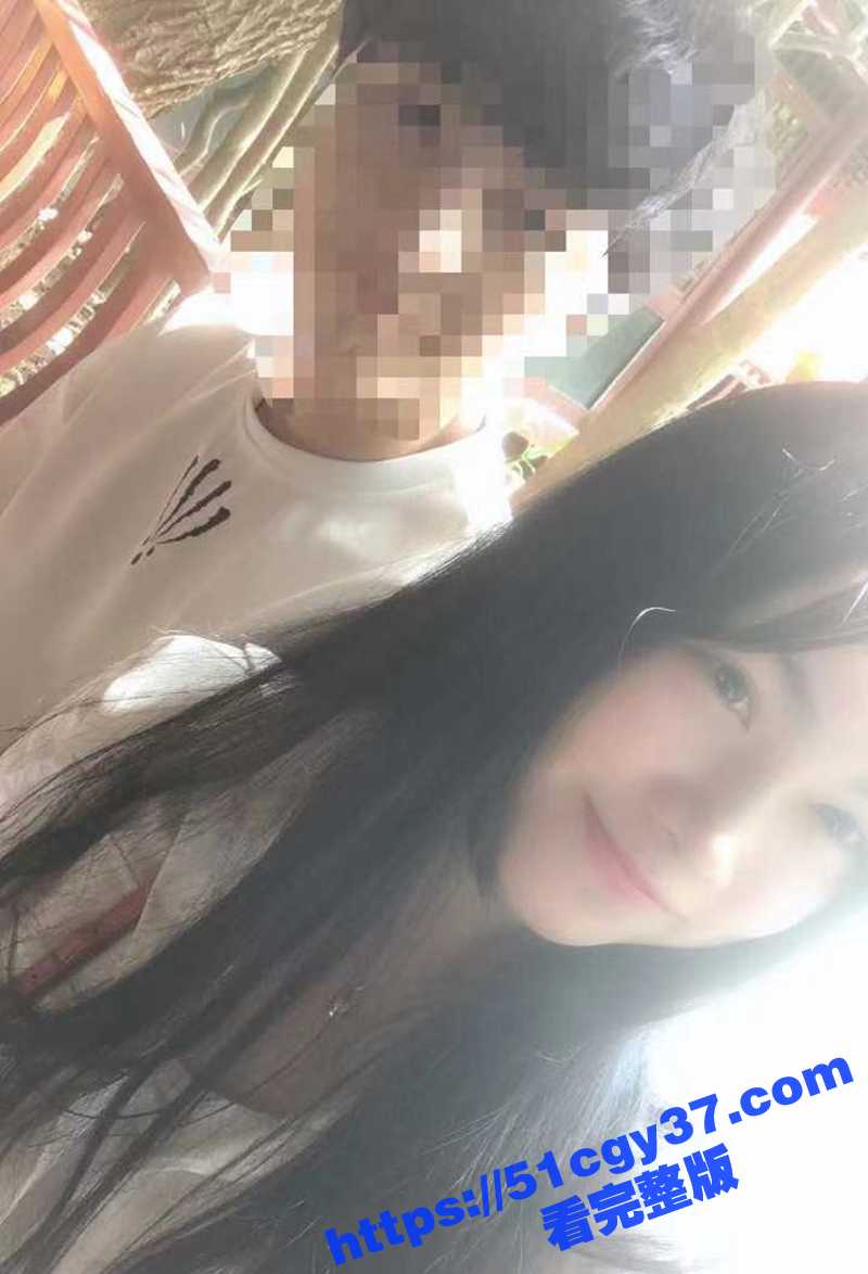 张家界巨乳导游 黄思睿 抛弃五年男友 对金主投怀送抱 露脸舔屌还玩3P群交 做爱视频被男友曝光！