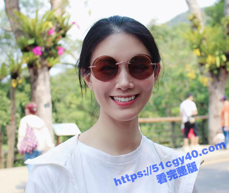 永州职业技术学院毕业护士 杨淼 被曝是性瘾患者 最爱情趣扮演直播洗澡！