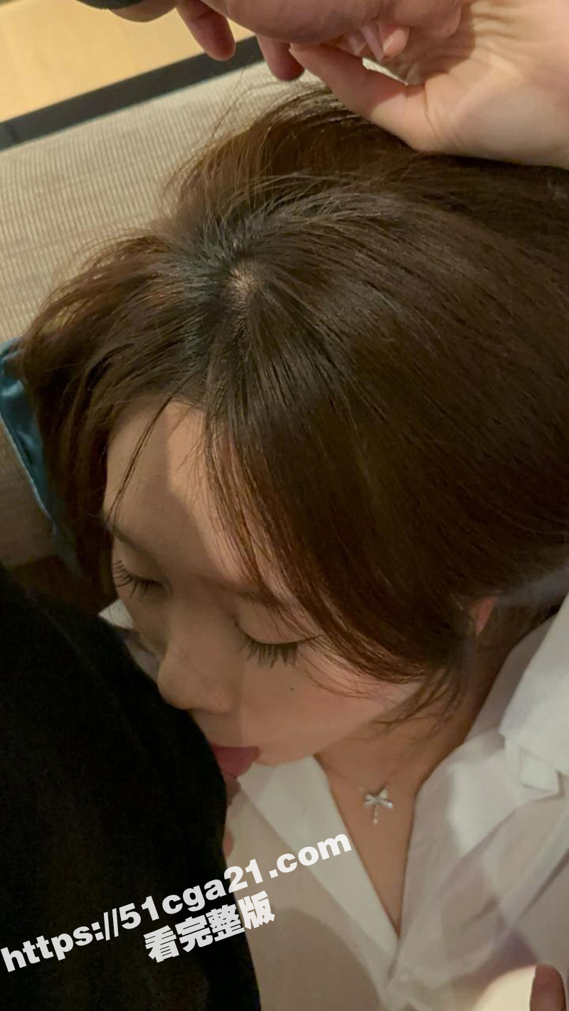 00后风骚幼师性爱日相关图片