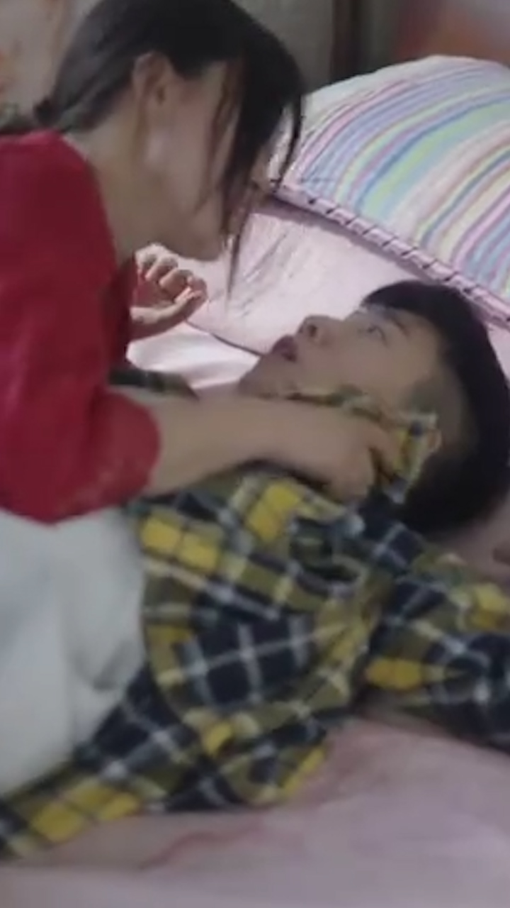 擦边短剧《神医小师弟相关图片